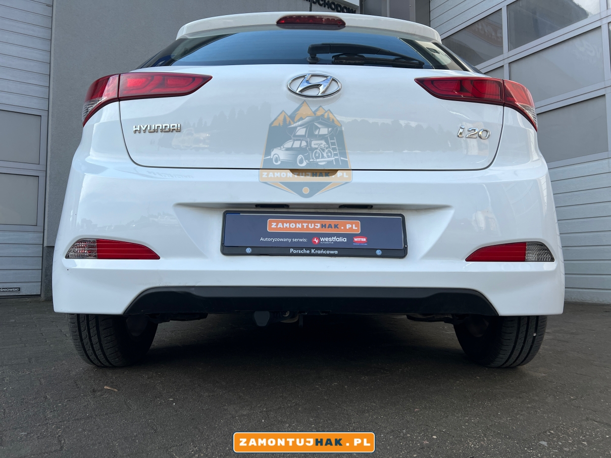 Hyundai i20 z hakiem holowniczym Westfalia A40V - gotowy na każdą przygodę